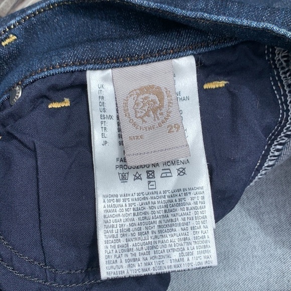 Diesel Bootzee-St Regular Slim-Bootcut Regular Waist Stretch Jeans - Picture 14 of 16